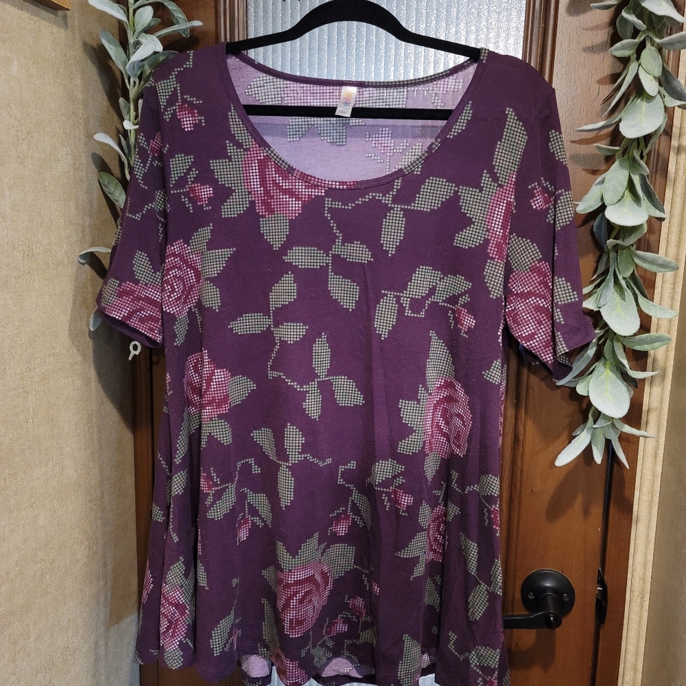 LuLaRoe Perfect T
